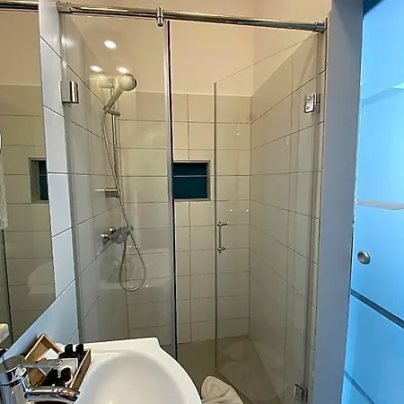 Kis Szieszta Hotel