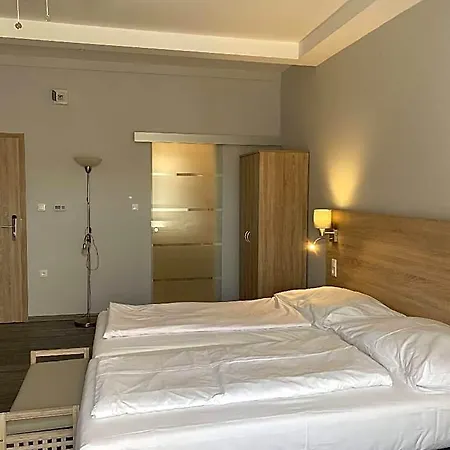 Kis Szieszta 3* Balatonfenyves
