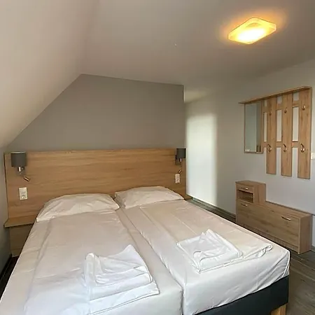 Hotel Kis Szieszta
