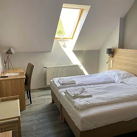 Hotel Kis Szieszta